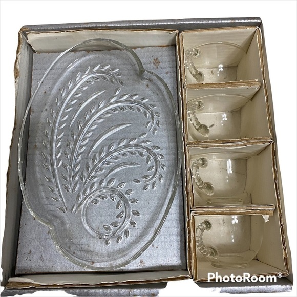 Vintage Hospitality Snack Set Clear Glass Federal Glass Company Set of 4 - Picture 1 of 5